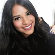 Profesora de matemática, física, inglés y otras